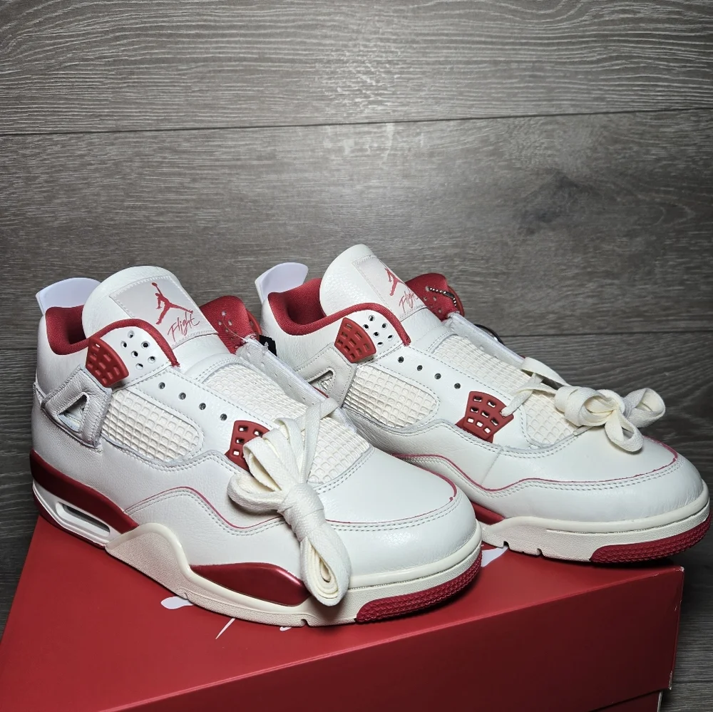 Nike Air Jordan 4 Valentine’s Day Mens 12.5 / Womens 14 New In Box